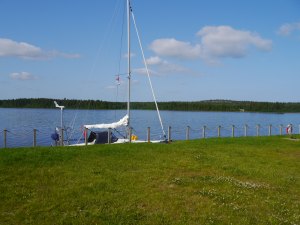 einziges Segelschiff in Gumbodahamn