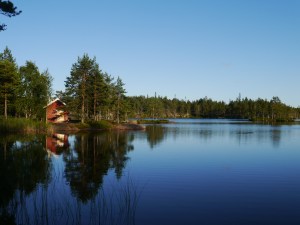 An diesem schönen See schliefen wir eine Nacht im Zelt
