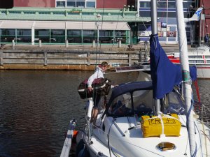 Mo zieht mit Sack und Pack bei uns ein. 